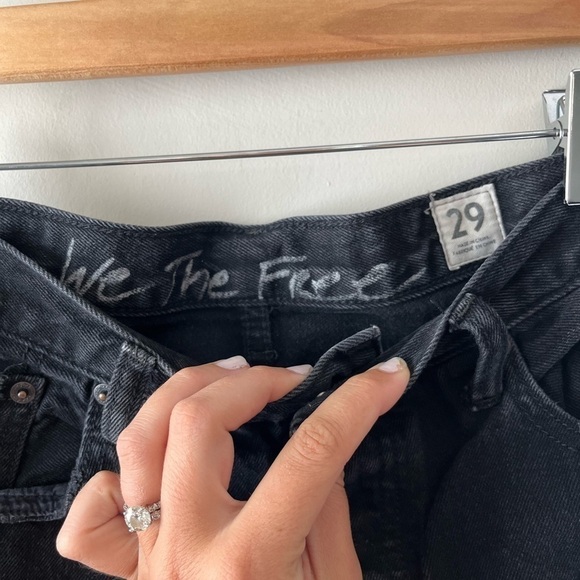FREE People We The Free Black Denim Cutoff Distressed Women’s Shorts Size 29 - Picture 5 of 7